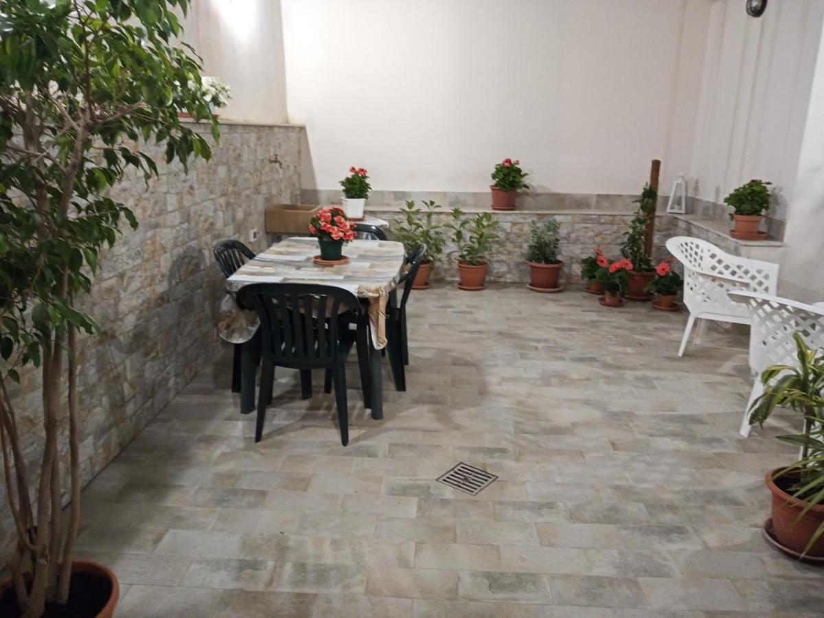 Apartamento Zisa Ai Cantieri Culturali-facile Posteggio In Strada No Ticket