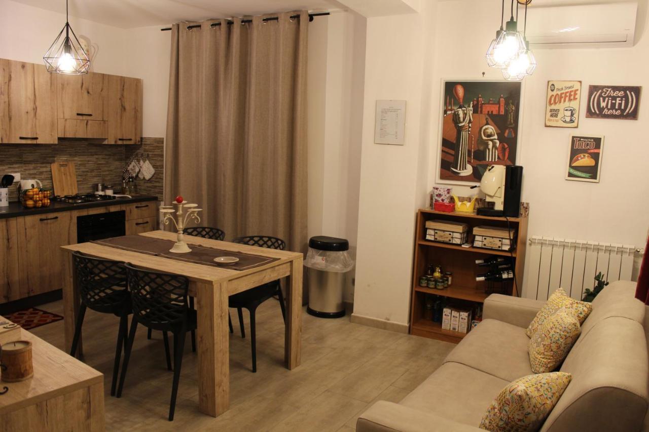 Zisa Ai Cantieri Culturali-facile Posteggio In Strada No Ticket Apartamento